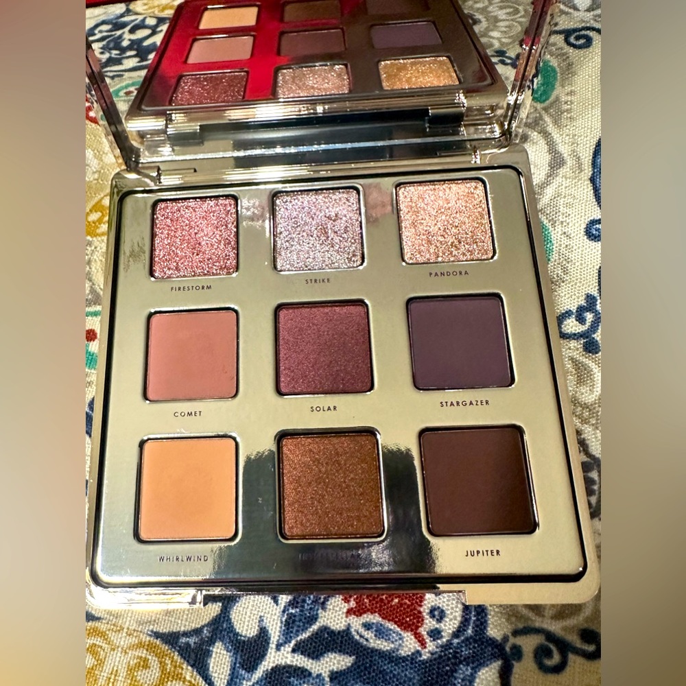 Ciaté Glitter Storm eyeshadow palette